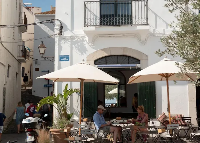 Bed & Breakfast Set Cadaques