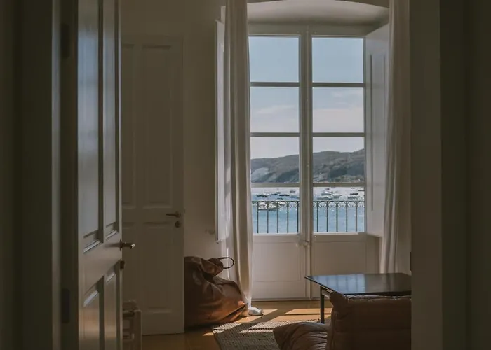 Bed & Breakfast Set 4*