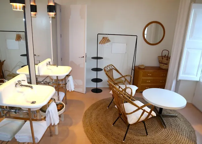 Bed & Breakfast Set 4*